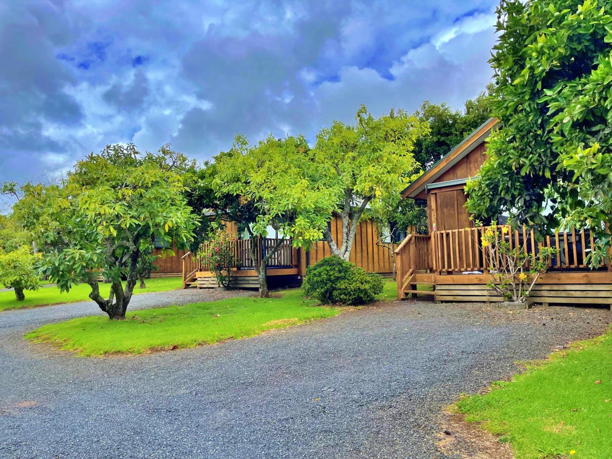 קאריקרי Kerigold Secluded Chalets Motel מראה חיצוני תמונה