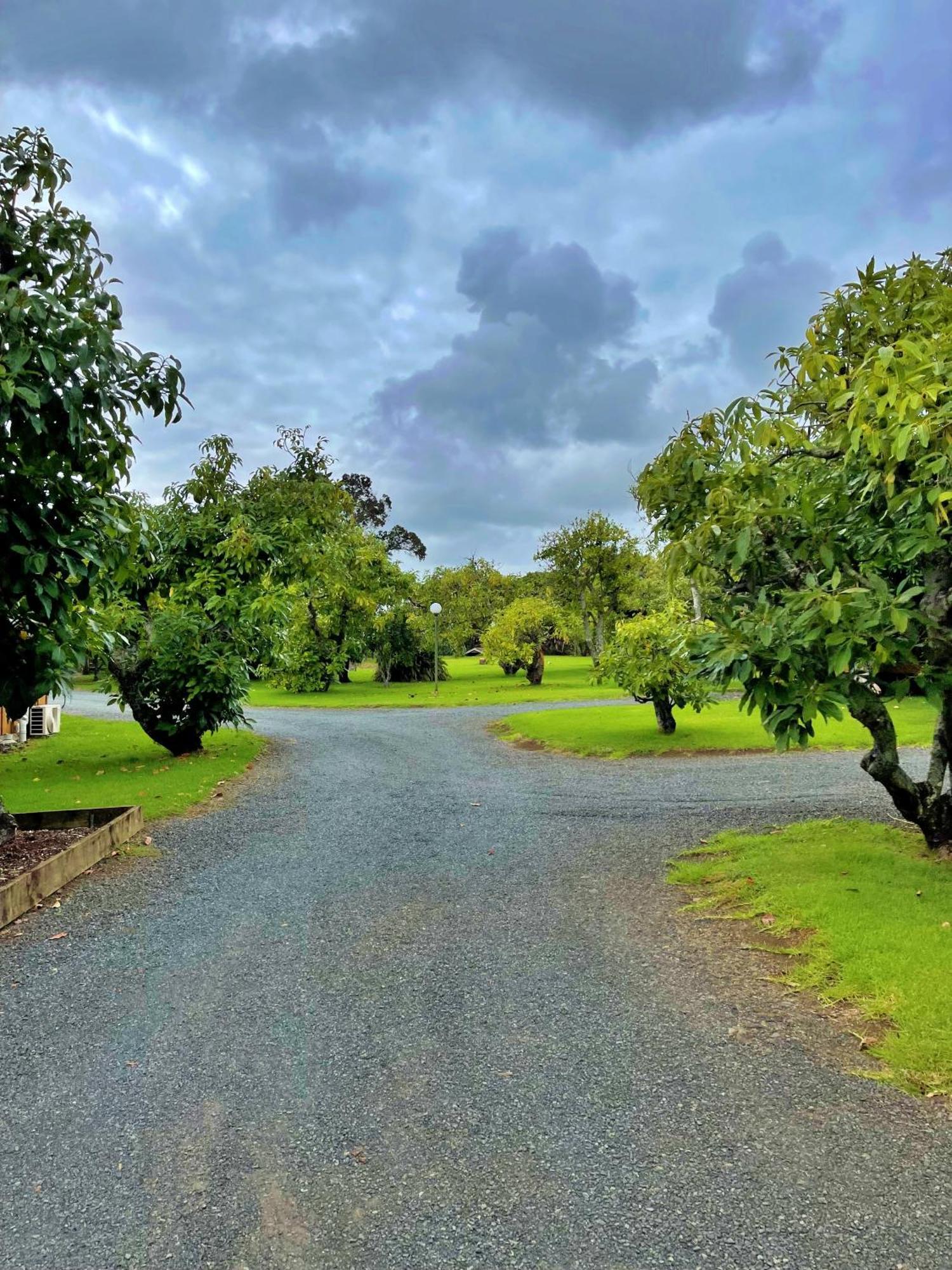 קאריקרי Kerigold Secluded Chalets Motel מראה חיצוני תמונה